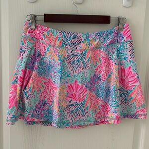 Lily Pulitzer Luxletic skort. Size M. Pink/Light Blue